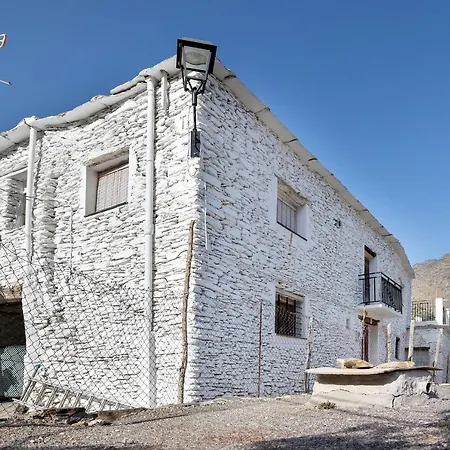 El Fuerte De Atabuey Holiday home *